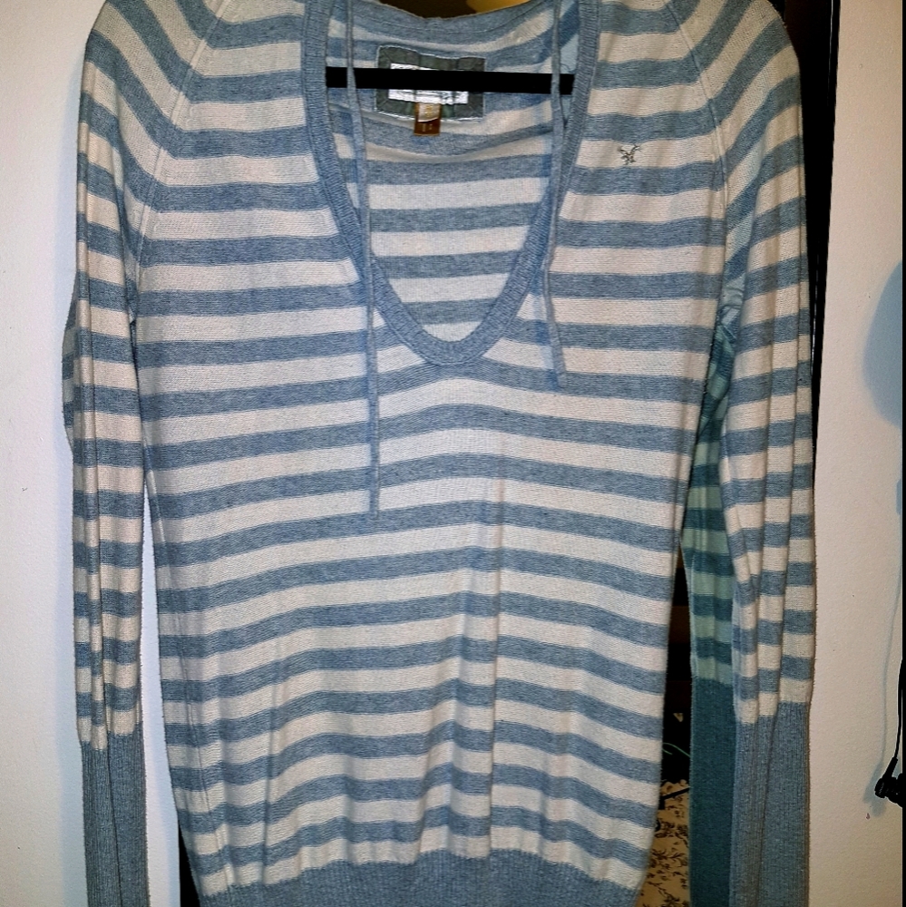 American Eagle shirt